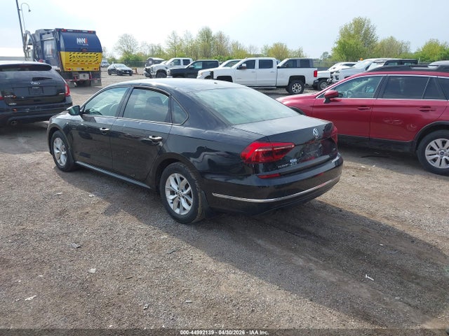Aukcja sprzedaży 2018 Volkswagen Passat 2.0t R-line/2.0t S, vin: 1VWAA7A38JC022134, numer aukcji: 44992139