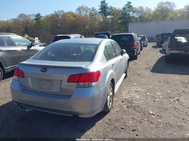 44992151 :رقم المزاد ، 4S3BMBA67C3020387 vin ، 2012 Subaru Legacy 2.5i مزاد بيع
