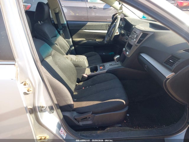 44992151 :رقم المزاد ، 4S3BMBA67C3020387 vin ، 2012 Subaru Legacy 2.5i مزاد بيع