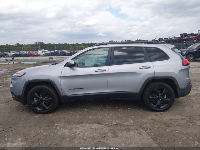 44992152 :رقم المزاد ، 1C4PJLCB8JD620261 vin ، 2018 Jeep Cherokee Latitude Fwd مزاد بيع