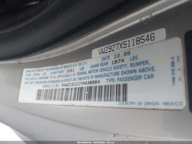 44992155 :رقم المزاد ، 3VWCC21C1YM438864 vin ، 2000 Volkswagen New Beetle Gls مزاد بيع