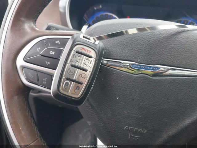 Продажа на аукционе авто 2017 Chrysler Pacifica Limited, vin: 2C4RC1GG2HR571112, номер лота: 44992157