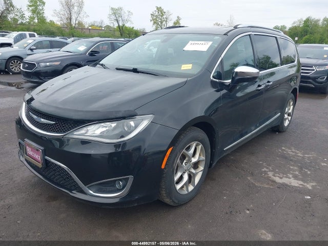 Продажа на аукционе авто 2017 Chrysler Pacifica Limited, vin: 2C4RC1GG2HR571112, номер лота: 44992157