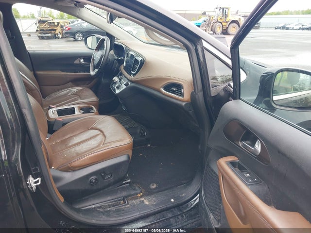 Продажа на аукционе авто 2017 Chrysler Pacifica Limited, vin: 2C4RC1GG2HR571112, номер лота: 44992157