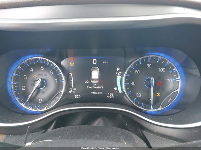 Продажа на аукционе авто 2017 Chrysler Pacifica Limited, vin: 2C4RC1GG2HR571112, номер лота: 44992157