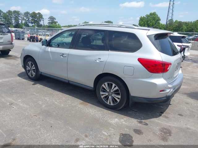 Продаж на аукціоні авто 2017 Nissan Pathfinder Sl, vin: 5N1DR2MN6HC638610, номер лоту: 44992164
