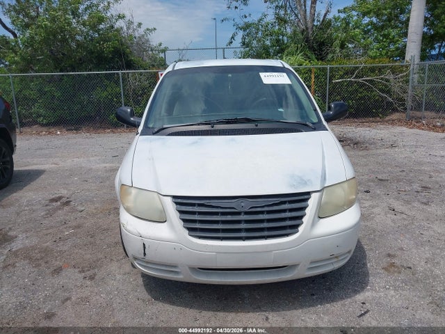 44992192 :رقم المزاد ، 1A4GP45R86B759429 vin ، 2006 Chrysler Town & Country مزاد بيع