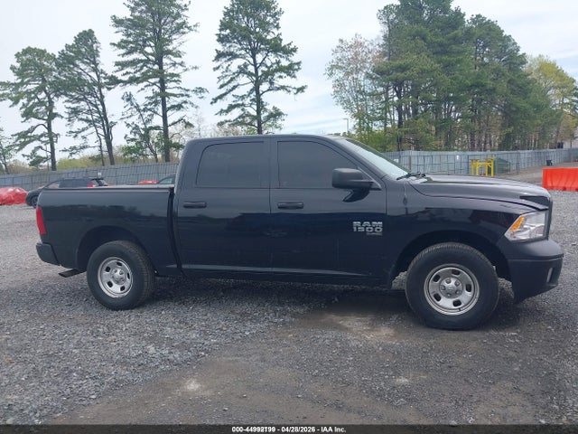 Продажа на аукционе авто 2022 Ram 1500 Classic Tradesman  4x4 5'7 Box, vin: 1C6RR7KG1NS207984, номер лота: 44992199