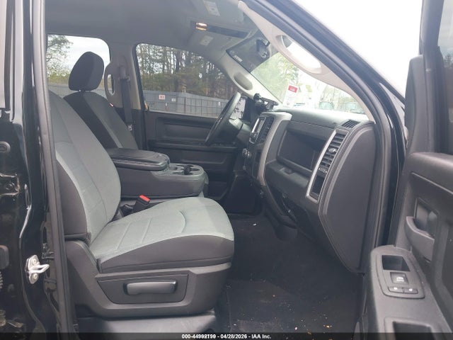 Продажа на аукционе авто 2022 Ram 1500 Classic Tradesman  4x4 5'7 Box, vin: 1C6RR7KG1NS207984, номер лота: 44992199