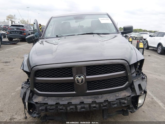 44992202 :رقم المزاد ، 1C6RR7FGXJS348573 vin ، 2018 Ram 1500 Express  4x4 6'4 Box مزاد بيع