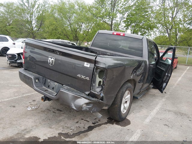 44992202 :رقم المزاد ، 1C6RR7FGXJS348573 vin ، 2018 Ram 1500 Express  4x4 6'4 Box مزاد بيع