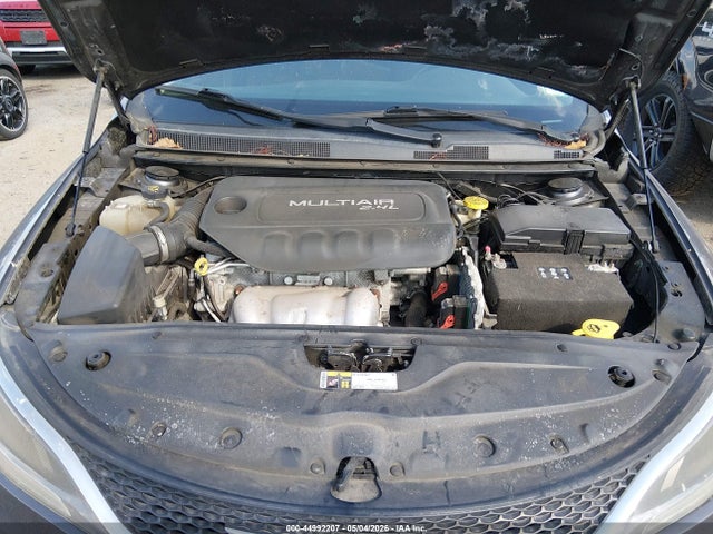Продаж на аукціоні авто 2015 Chrysler 200 Limited, vin: 1C3CCCAB1FN646749, номер лоту: 44992207