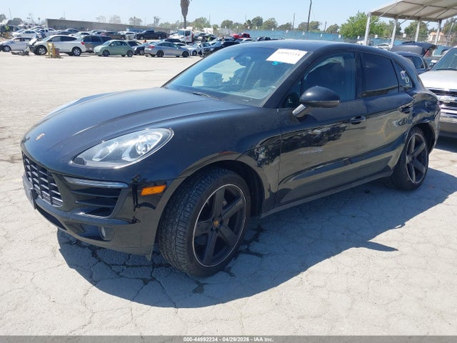 Porsche MACAN S 2015 WP1AB2A54FLB68881 Image 2