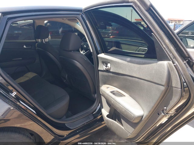 KIA Optima Lx 2019 5XXGT4L33KG332096 Image 8