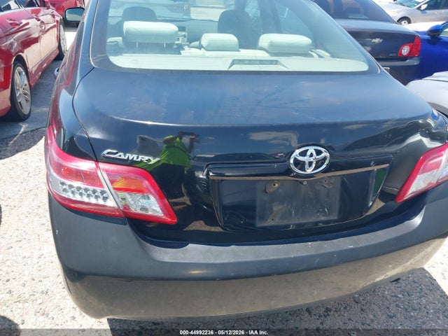 Aukcja sprzedaży 2011 Toyota Camry, vin: 4T1BF3EK9BU167564, numer aukcji: 44992236