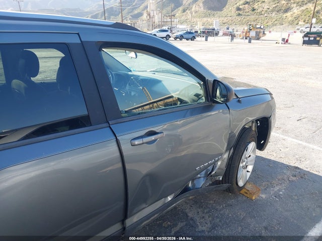 44992255 :رقم المزاد ، 1C4NJDBB0DD210699 vin ، 2013 Jeep Compass Sport مزاد بيع