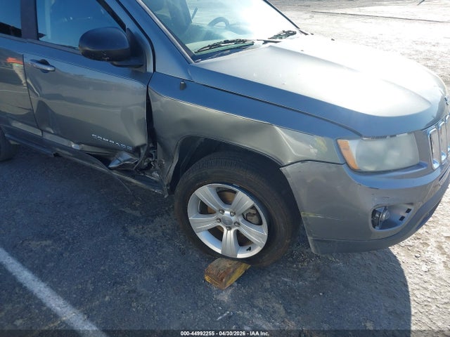 44992255 :رقم المزاد ، 1C4NJDBB0DD210699 vin ، 2013 Jeep Compass Sport مزاد بيع