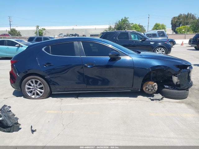 JM1BPAJL5M1334284 Mazda Mazda3 2.5 S