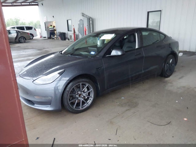 44992264 :رقم المزاد ، 5YJ3E1EA7MF016497 vin ، 2021 Tesla Model 3 Standard Range Plus Rear-wheel Drive مزاد بيع