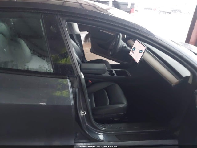 44992264 :رقم المزاد ، 5YJ3E1EA7MF016497 vin ، 2021 Tesla Model 3 Standard Range Plus Rear-wheel Drive مزاد بيع