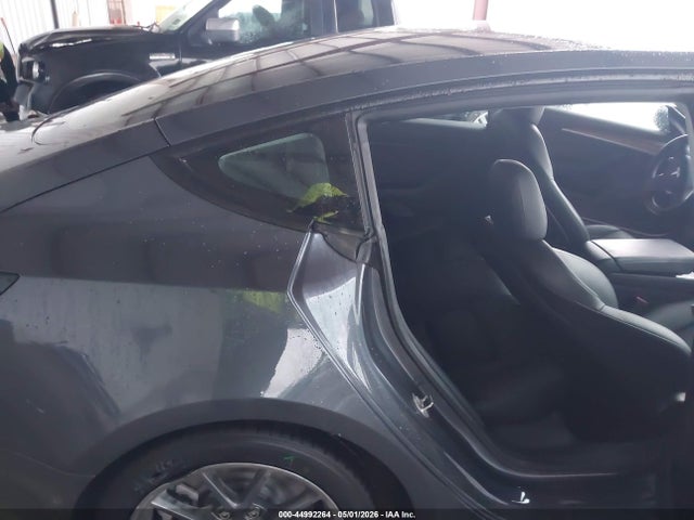 44992264 :رقم المزاد ، 5YJ3E1EA7MF016497 vin ، 2021 Tesla Model 3 Standard Range Plus Rear-wheel Drive مزاد بيع