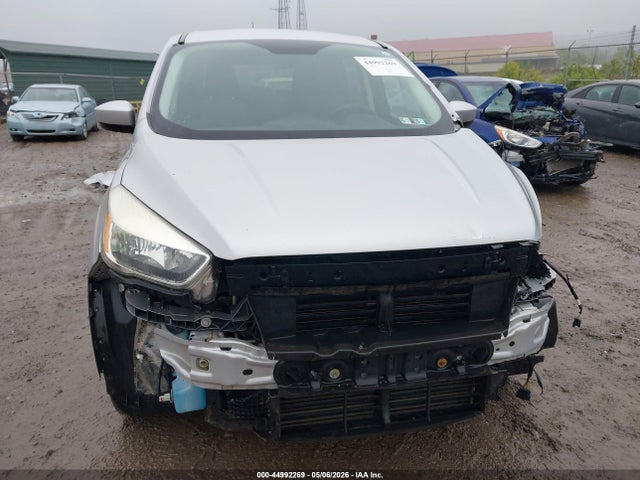 Продажа на аукционе авто 2017 Ford Escape Se, vin: 1FMCU9G98HUE82243, номер лота: 44992269