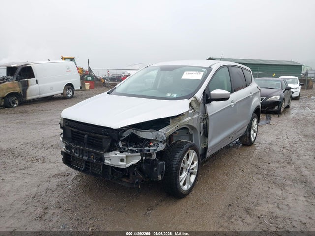 Продажа на аукционе авто 2017 Ford Escape Se, vin: 1FMCU9G98HUE82243, номер лота: 44992269