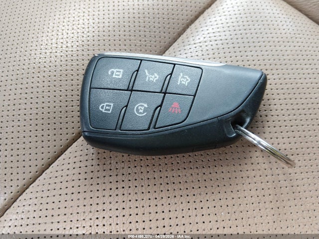 Продаж на аукціоні авто 2021 Chevrolet Suburban 4wd Premier, vin: 1GNSKFKD4MR140356, номер лоту: 44992270