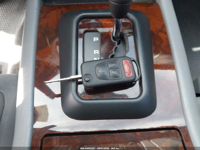 Продажа на аукционе авто 2001 Mercedes-benz Ml 320, vin: 4JGAB54E51A269183, номер лота: 44992281