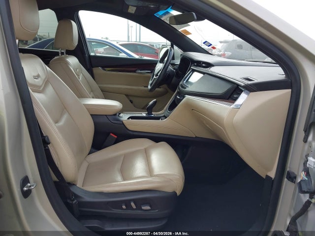 2017 Cadillac Xt5 Luxury მანქანა იყიდება აუქციონზე, vin: 1GYKNBRS8HZ168657, აუქციონის ნომერი: 44992287