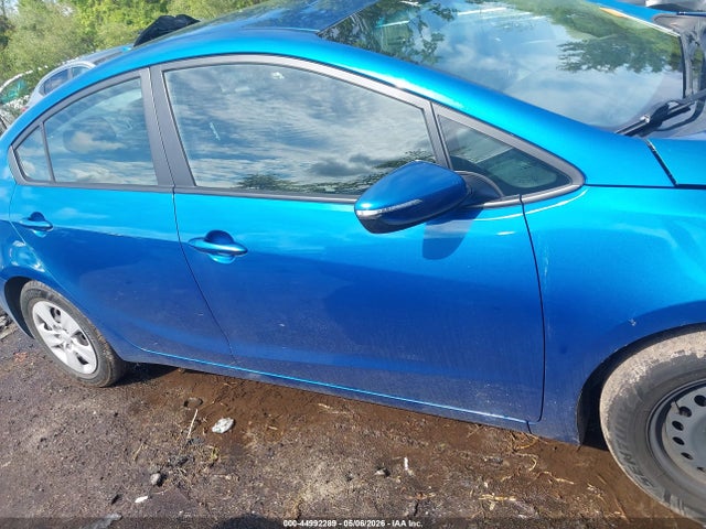 Продаж на аукціоні авто 2015 Kia Forte Lx, vin: KNAFX4A66F5277437, номер лоту: 44992289