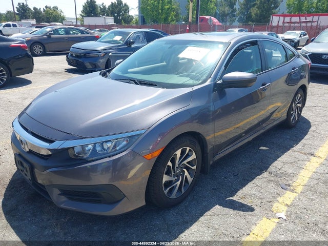 44992324 :رقم المزاد ، 2HGFC2F70HH570896 vin ، 2017 Honda Civic Ex مزاد بيع