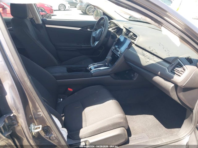 44992324 :رقم المزاد ، 2HGFC2F70HH570896 vin ، 2017 Honda Civic Ex مزاد بيع