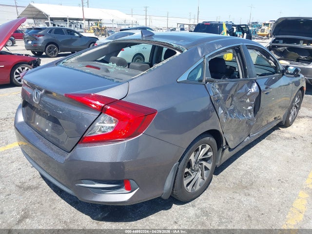 44992324 :رقم المزاد ، 2HGFC2F70HH570896 vin ، 2017 Honda Civic Ex مزاد بيع
