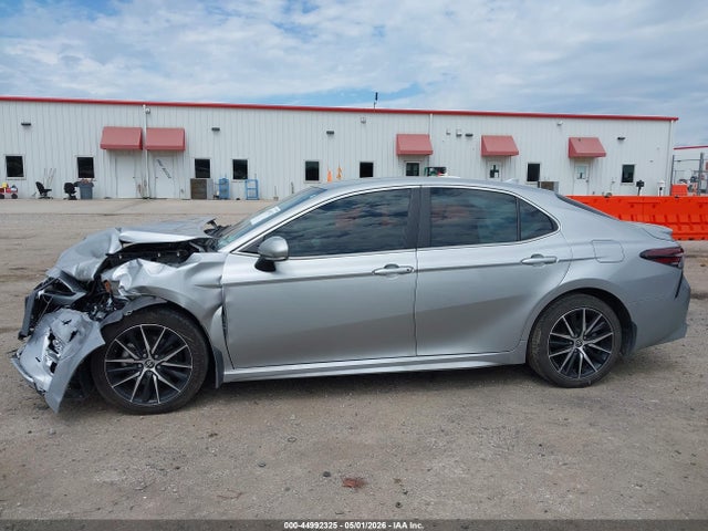 44992325 :رقم المزاد ، 4T1G11AK3RU228531 vin ، 2024 Toyota Camry Se مزاد بيع