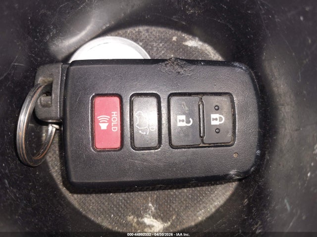 Продаж на аукціоні авто 2015 Toyota Rav4 Limited, vin: 2T3YFREV8FW233929, номер лоту: 44992332