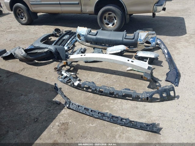 44992352 :رقم المزاد ، 5TFUY5F19CX230039 vin ، 2012 Toyota Tundra Grade 5.7l V8 مزاد بيع