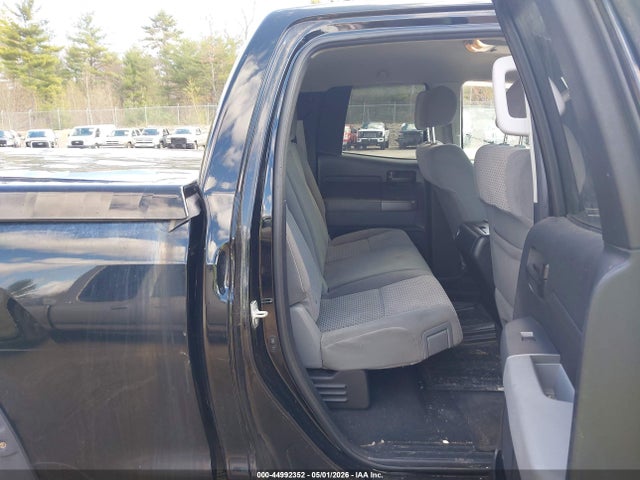44992352 :رقم المزاد ، 5TFUY5F19CX230039 vin ، 2012 Toyota Tundra Grade 5.7l V8 مزاد بيع