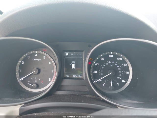 2017 Hyundai Santa Fe Sport 2.4l მანქანა იყიდება აუქციონზე, vin: 5XYZTDLB0HG439448, აუქციონის ნომერი: 44992353