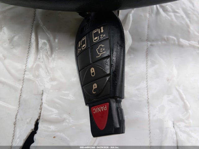 Auction sale of the 2010 Dodge Grand Caravan Sxt, vin: 2D4RN5D1XAR112615, lot number: 44992364