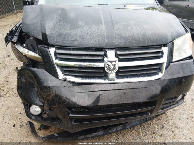 Auction sale of the 2010 Dodge Grand Caravan Sxt, vin: 2D4RN5D1XAR112615, lot number: 44992364