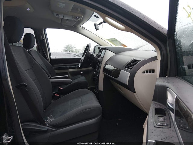 Auction sale of the 2010 Dodge Grand Caravan Sxt, vin: 2D4RN5D1XAR112615, lot number: 44992364