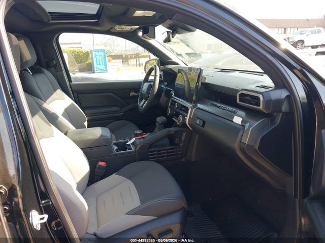44992365 :رقم المزاد ، 3TMLB5JN7SM135118 vin ، 2025 Toyota Tacoma Trd Sport مزاد بيع