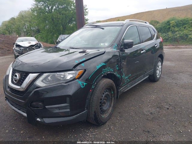 5N1AT2MM9HC737918 Nissan ROGUE S