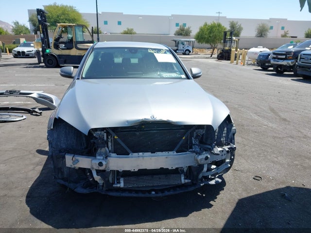55SWF4JB2FU076120 Mercedes-Benz C 300 Luxury