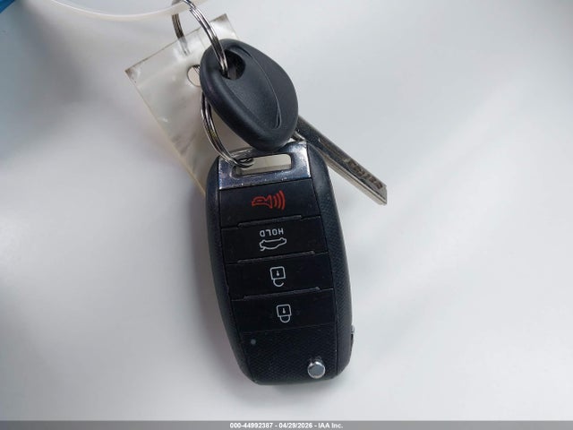 Продажа на аукционе авто 2017 Kia Rio Lx, vin: KNADM4A30H6028747, номер лота: 44992387