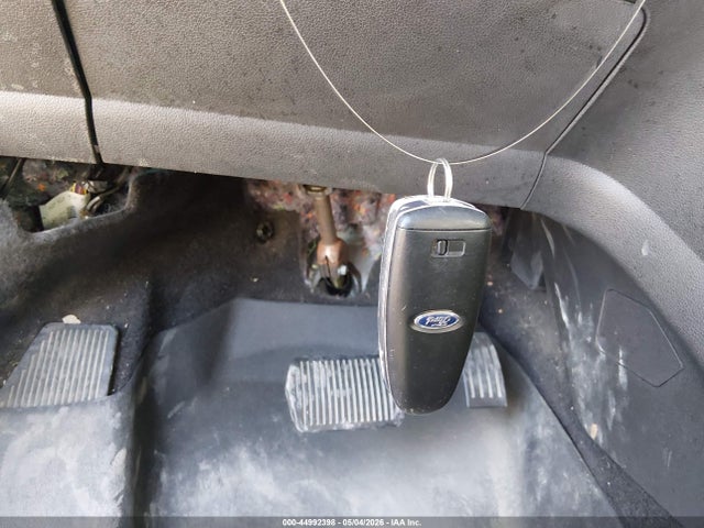 44992398 :رقم المزاد ، 1FMCU9JX6FUC19138 vin ، 2015 Ford Escape Titanium مزاد بيع