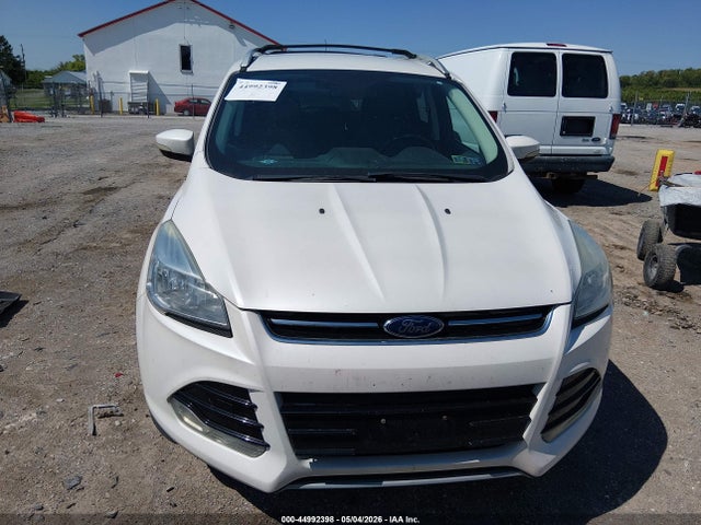 44992398 :رقم المزاد ، 1FMCU9JX6FUC19138 vin ، 2015 Ford Escape Titanium مزاد بيع