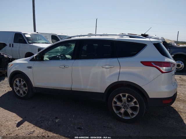 44992398 :رقم المزاد ، 1FMCU9JX6FUC19138 vin ، 2015 Ford Escape Titanium مزاد بيع