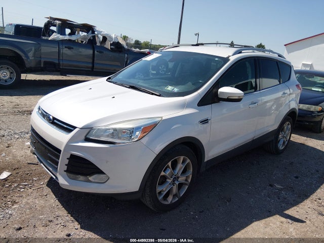 44992398 :رقم المزاد ، 1FMCU9JX6FUC19138 vin ، 2015 Ford Escape Titanium مزاد بيع